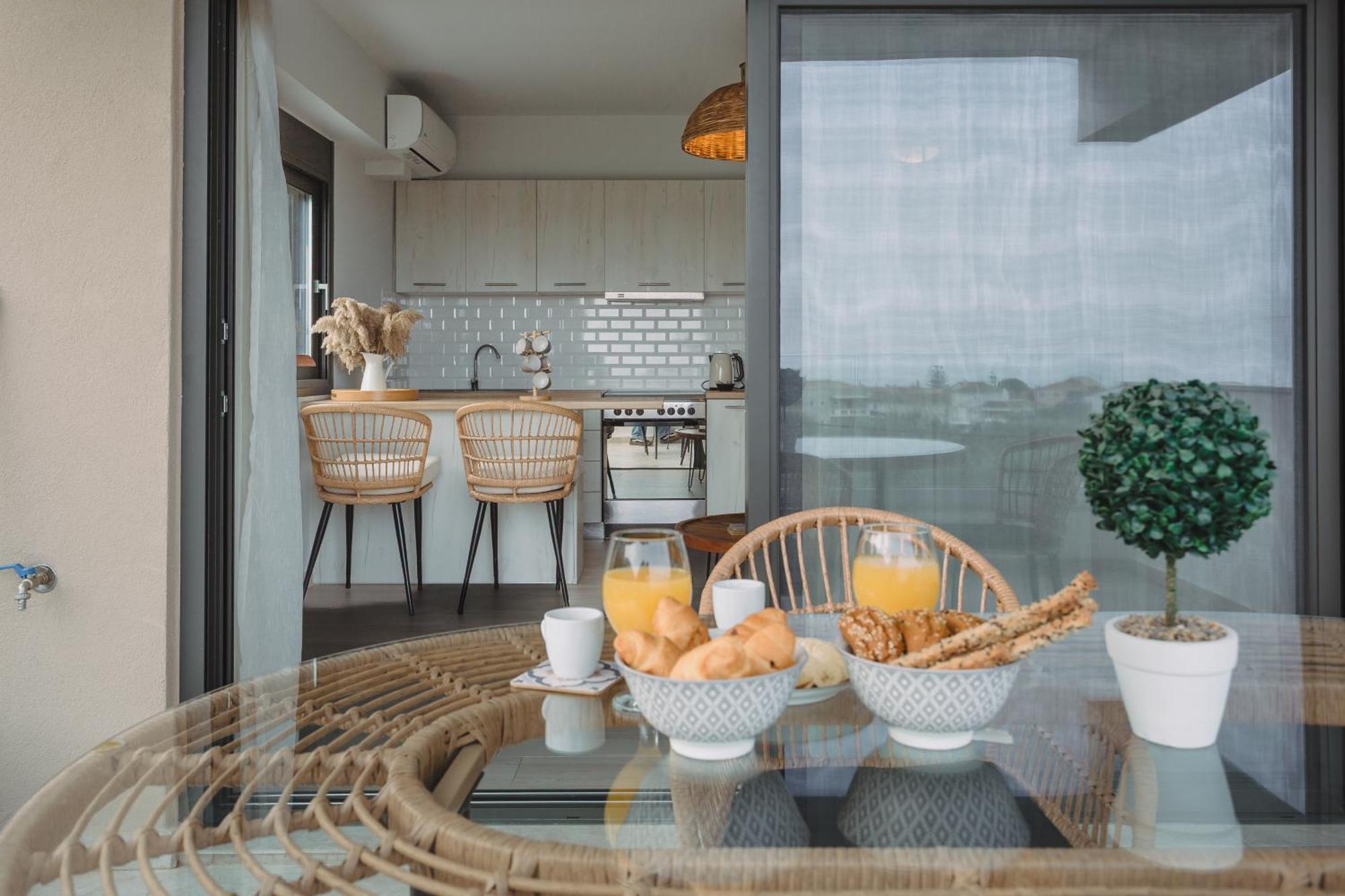 Amelia Luxury Suite Nikiána Kültér fotó